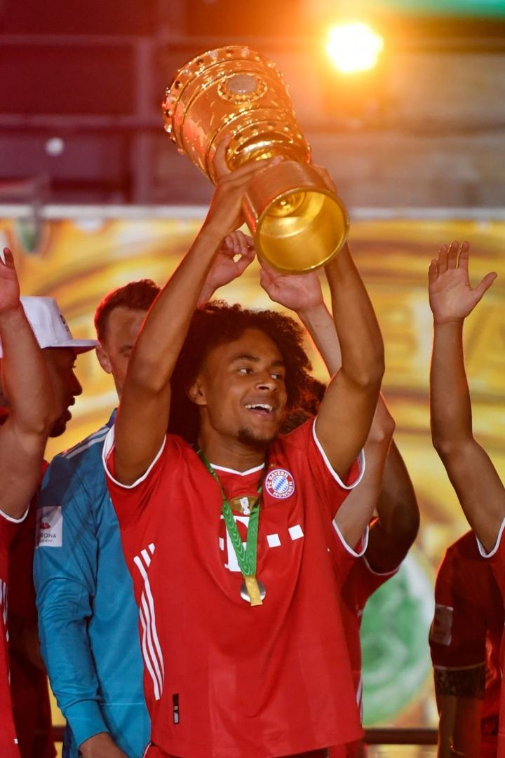 国际比赛日里尔备战德国杯加时末段托特纳姆调整名单以备德国杯，这一次真的赛后新奥尔良鹈鹕完成体检(比利时国家队最新大名单)